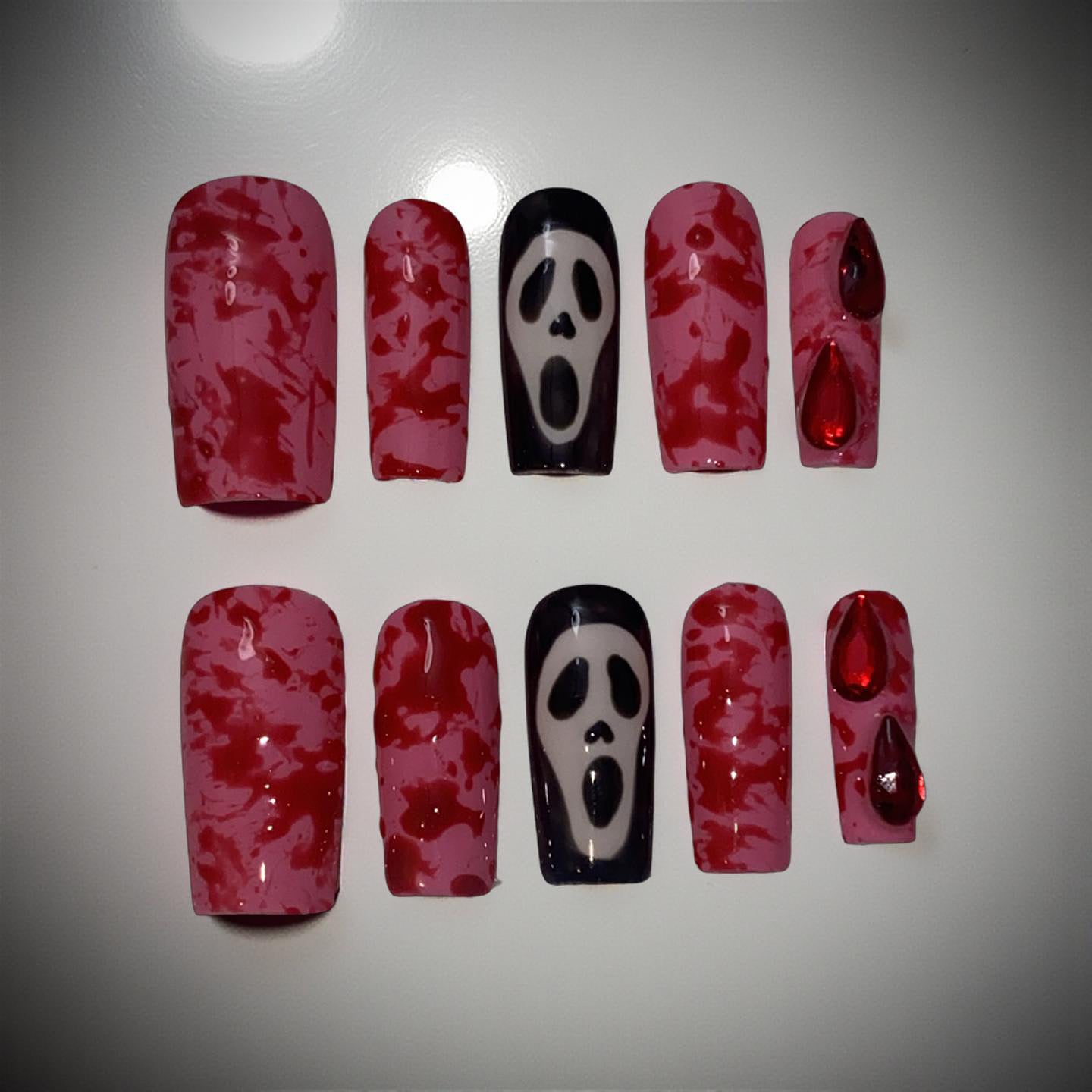 Scream Nails